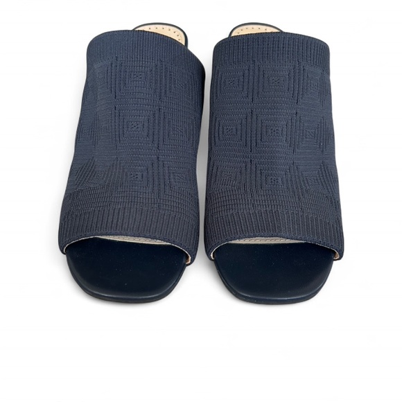 Adrienne Vittadini Arielle Block Heel Mules in Navy Blue Size 8.5 - Picture 2 of 6